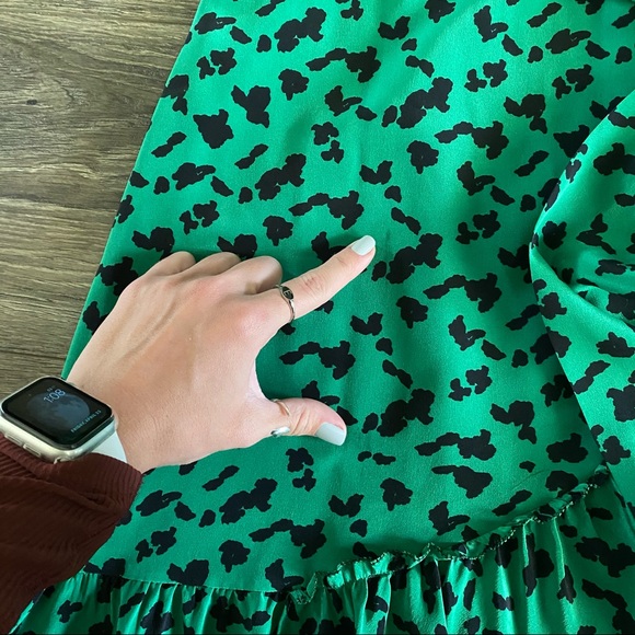 TANYA TAYLOR Green Ruffled Wrap holiday dress - Picture 9 of 9